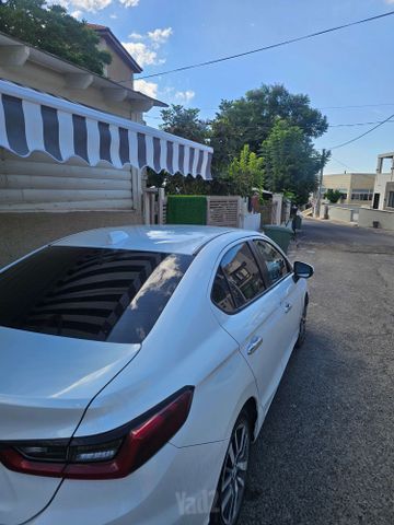 מודעת רכב הונדה סיטי