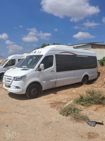 מודעת רכב מיניבוסים ורכבי הסעות