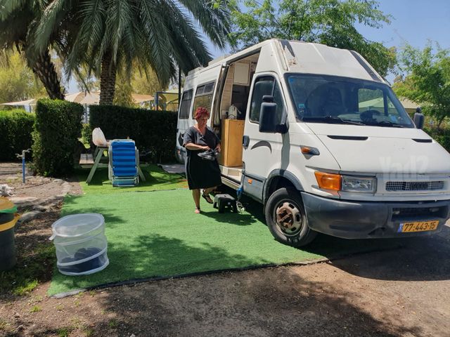 מודעת רכב ממונע אוטוקראוון