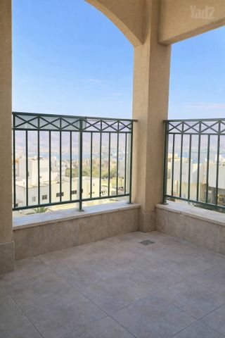 עין עקרבים 25