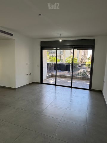 Petah Tikva, Israel 5