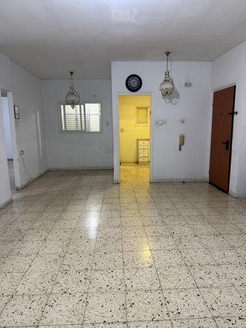 Givatayim, Israel 3