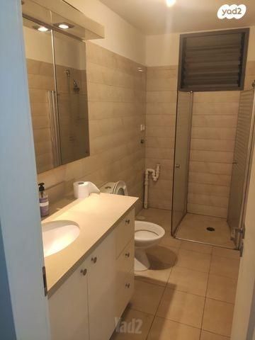 Petah Tikva, Israel 4