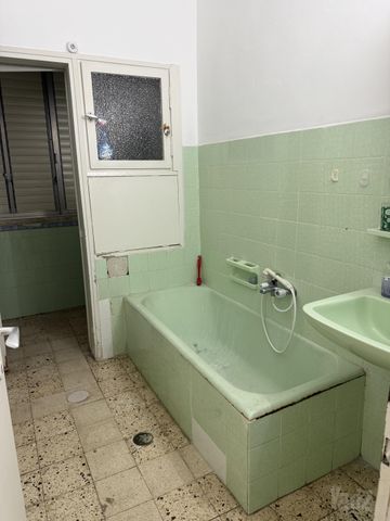 Givatayim, Israel 4