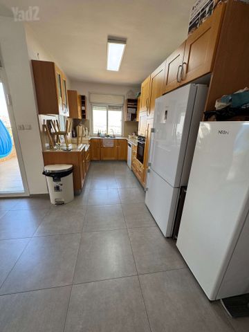יוסף נדבה 