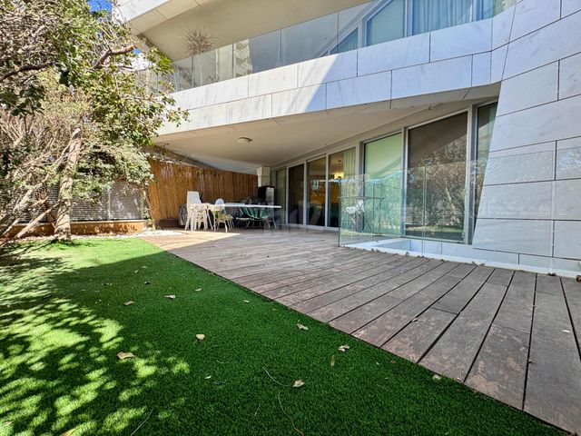 Herzliya, Israel 10