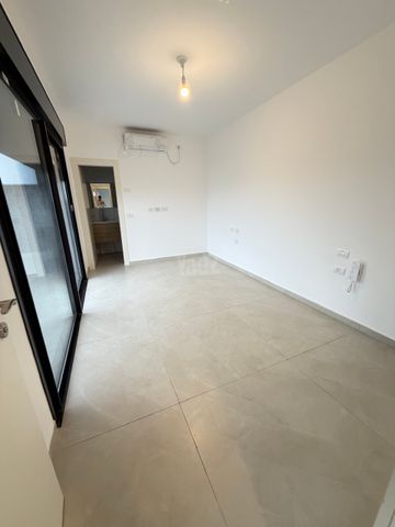 Petah Tikva, Israel 9