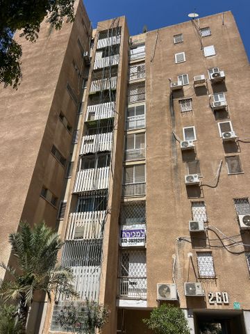 דרך מצדה 260