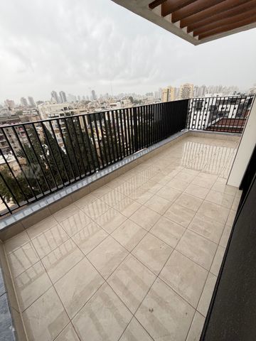 Petah Tikva, Israel 7
