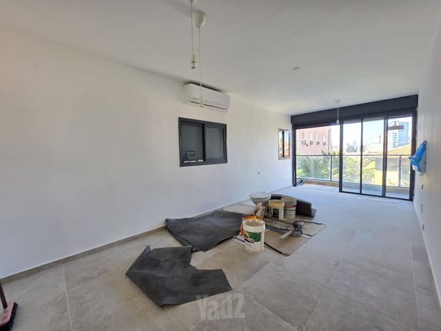 Ramat Gan, Israel 10