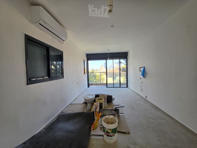Ramat Gan, Israel 11