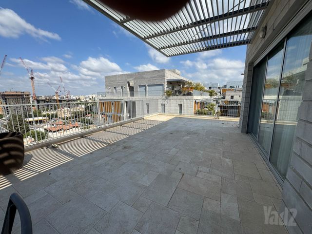 Herzliya, Israel 7