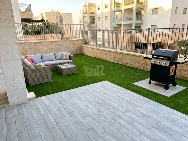 מאשה ודב סקיבין 
