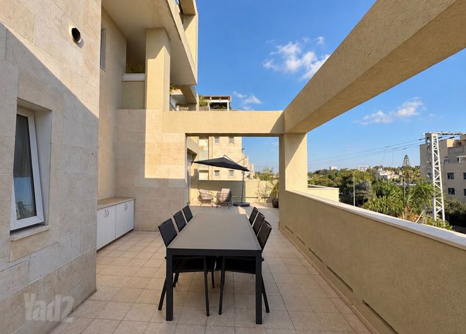 Tel Aviv-Yafo, Israel 8