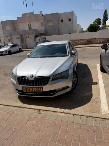 מודעת רכב סקודה סופרב