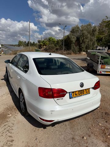מודעת רכב פולקסווגן ג'טה
