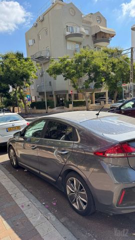 מודעת רכב יונדאי איוניק