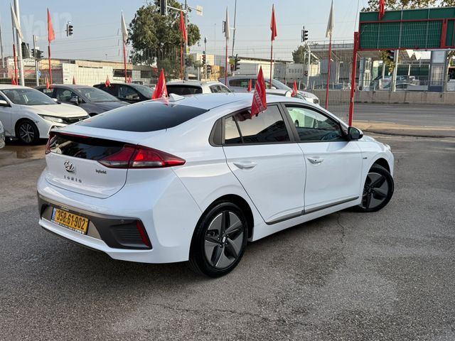 מודעת רכב יונדאי איוניק