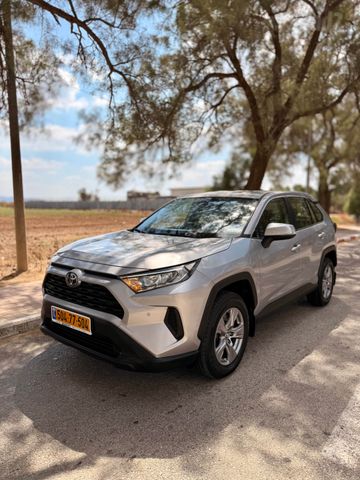 מודעת רכב טויוטה RAV4