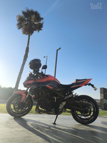 מודעת רכב הונדה CB1000R