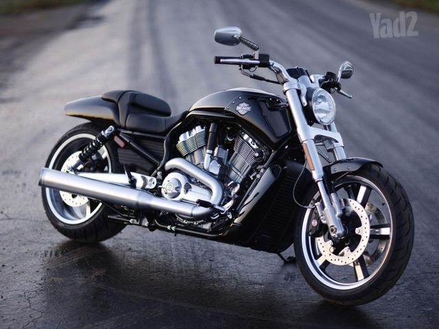 מודעת רכב הרלי דיווידסון V-Rod 1250