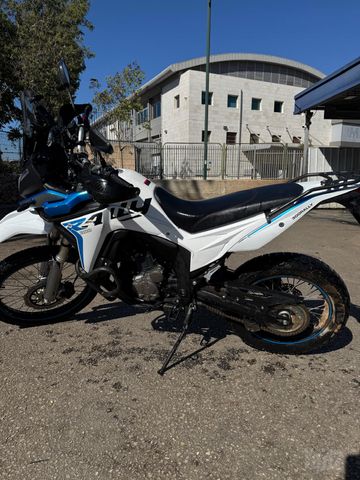 מודעת רכב Voge Rally 300