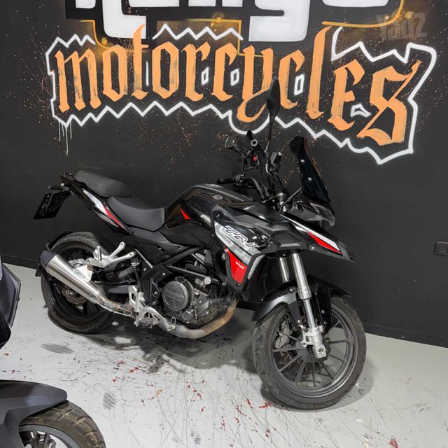 מודעת רכב בנלי TRK251