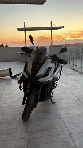 מודעת רכב הונדה ADV350