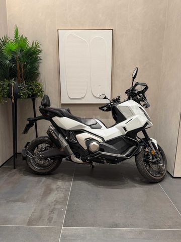 מודעת רכב הונדה X-ADV750