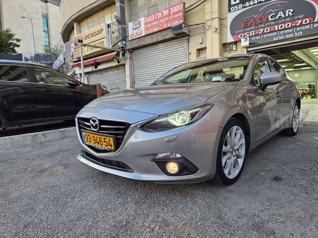 מודעת רכב מאזדה 3