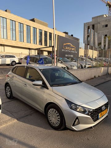 מודעת רכב יונדאי i20