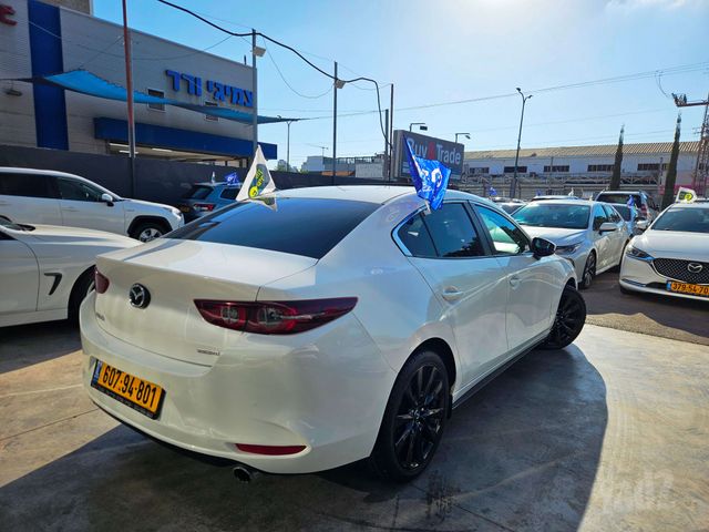 מודעת רכב מאזדה 3 2