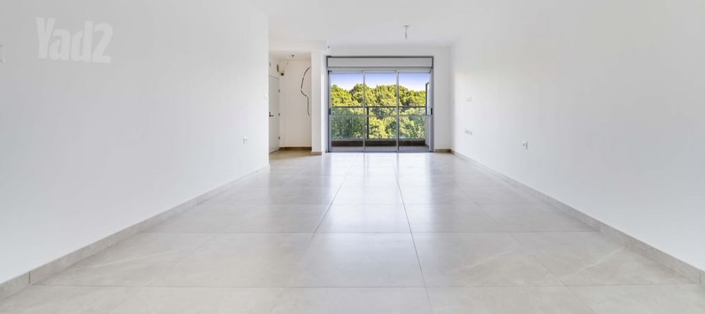 Ramat Gan, Israel 8