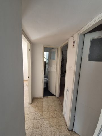 Givatayim, Israel 5