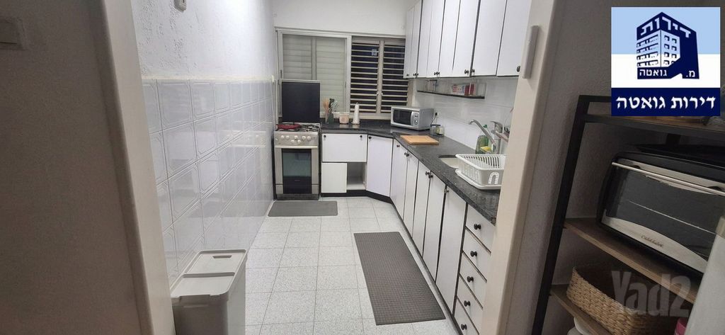 Petah Tikva, Israel 3