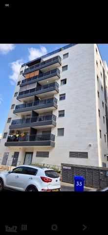 יהושע חנקין 33