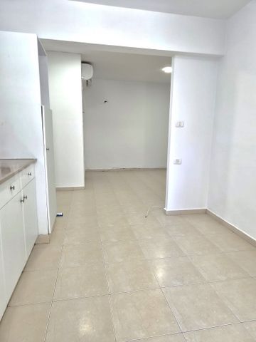 שכונת חשמונאים, מרכז העיר א