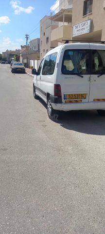 מודעת רכב פיג'ו פרטנר