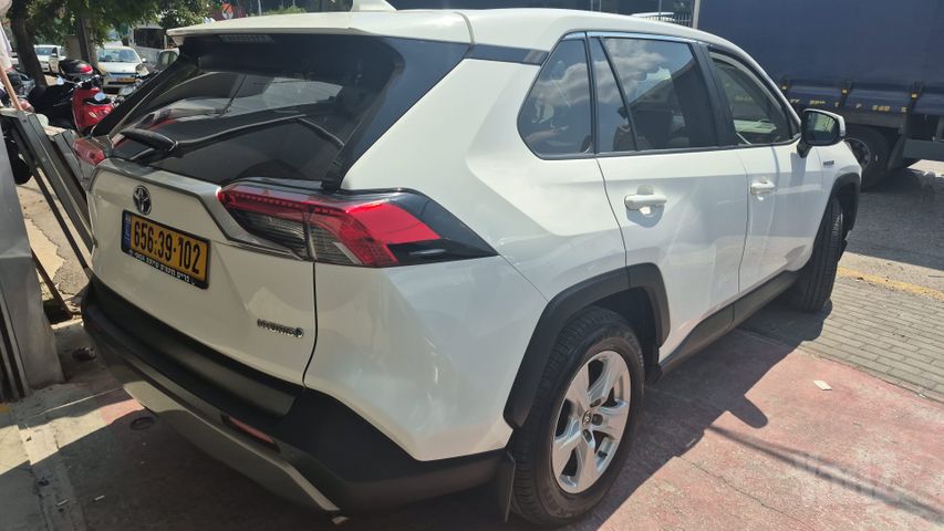 מודעת רכב טויוטה RAV4 2
