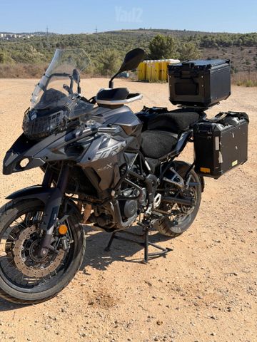 מודעת רכב בנלי TRK502X