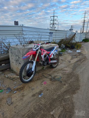 מודעת רכב הונדה CRF450R