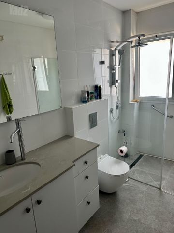 Ramat Gan, Israel 8
