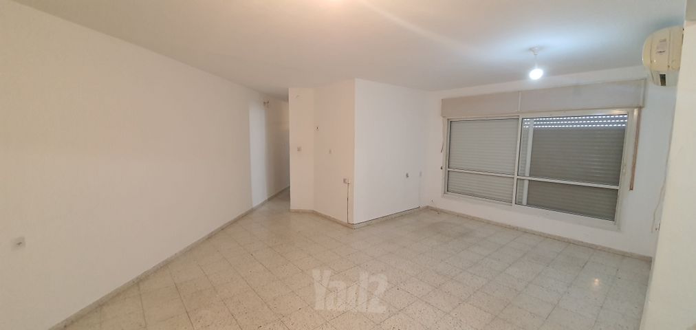 עיינות 