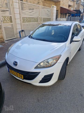 מודעת רכב מאזדה 3