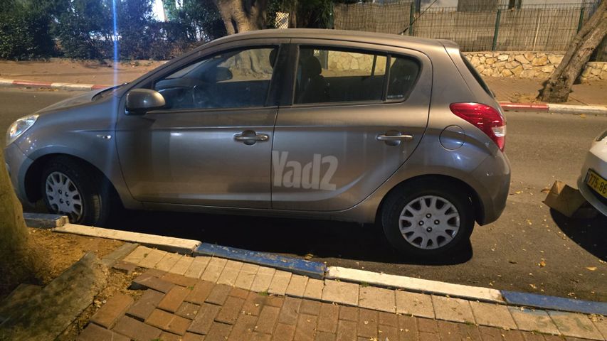 מודעת רכב יונדאי i20