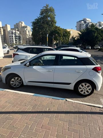 מודעת רכב יונדאי i20