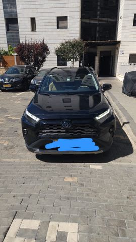 מודעת רכב טויוטה RAV4