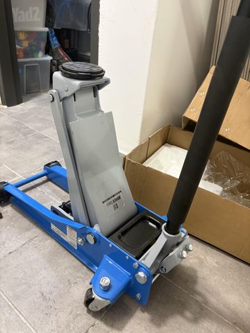 feedItemObj.data.row_1