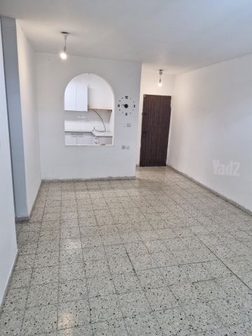 רימון 21