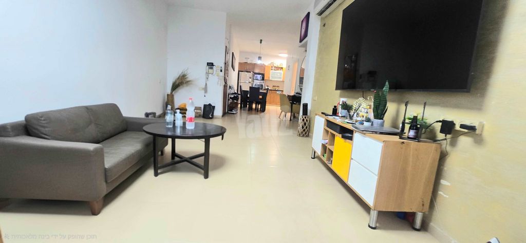 Holon, Israel 5